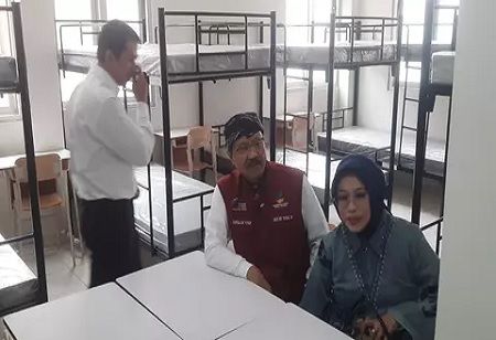 Indonesia Opens 166 Free Boarding Schools